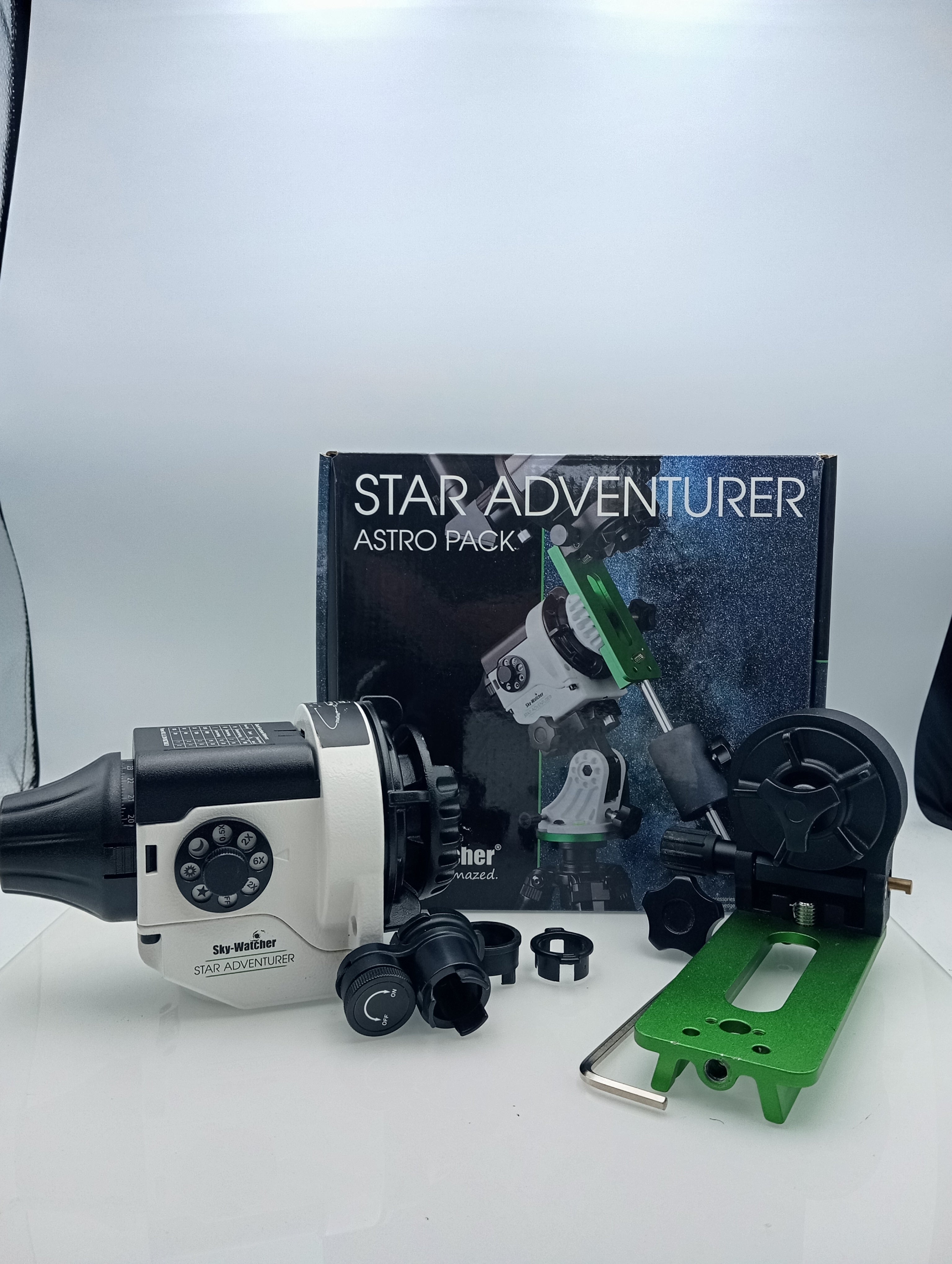 [Usato] Skywatcher StarAdventurer completo di latitude base + contrappeso