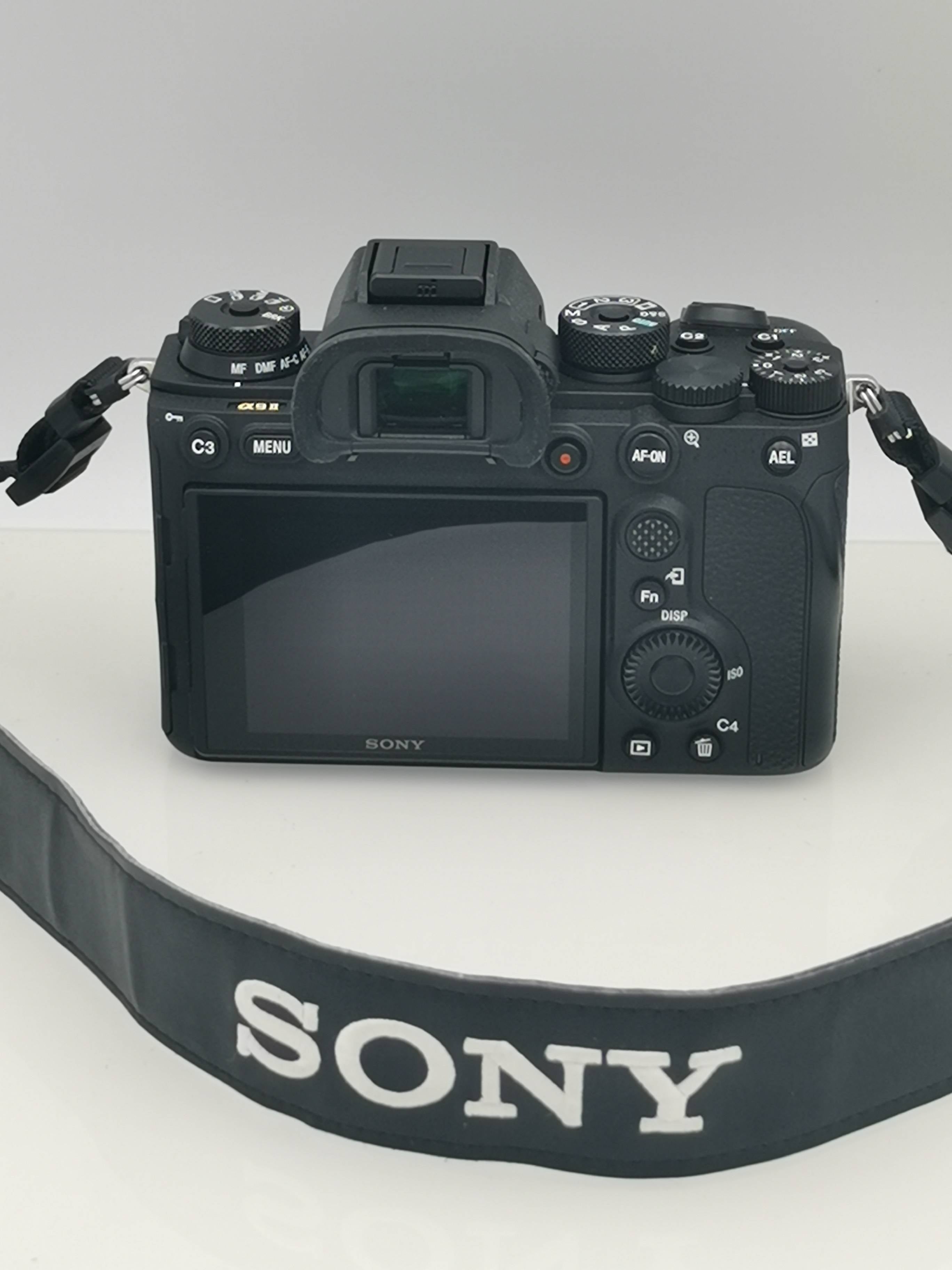 [Usato] Sony A9 II body in garanzia fino al 9 Giugno 2026 solo 6000 scatti – Mai fatti video